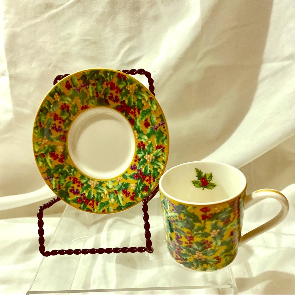 CUP AND SAUCER FOR DEPARTMENT 56 HEIRLOOM.